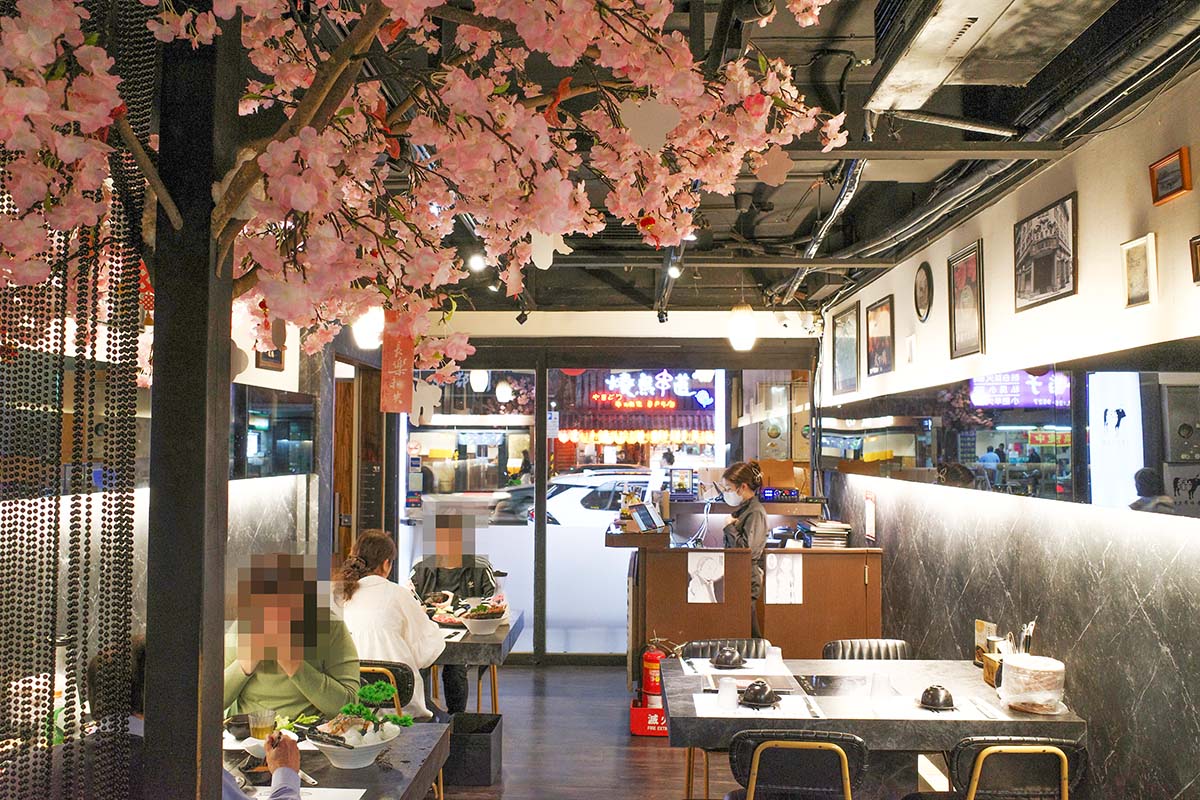 【武鶴和牛火鍋(吉林總店)】近行天宮站/頂級超狂和牛吃到飽/全台最便宜/日本和牛2480吃到飽，加價200元，鱈場蟹任你吃