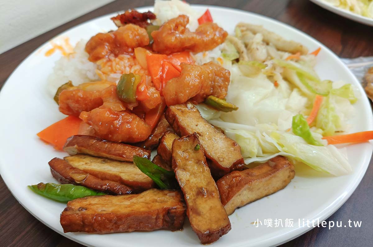 【中永和便當推薦】『永樂食堂』近永安市場站/選擇多元、餐點豐富/大推酥炸雞腿、清蒸扁鱈 - 第25張圖 【中永和便當推薦】『永樂食堂』近永安市場站/選擇多元、餐點豐富/大推酥炸雞腿、清蒸扁鱈
