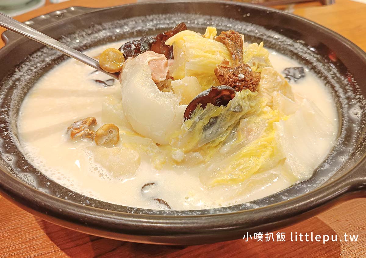 【高雄蔬食】『斐得蔬食 花巷疏香樓』近凹子底站/港式蔬食推薦/年節團圓飯/家庭聚餐/孝親長輩
