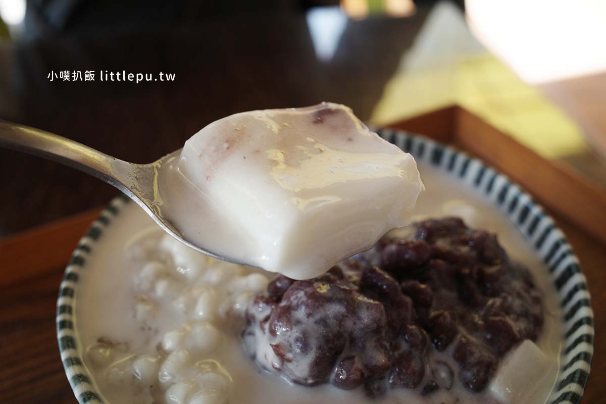 台南必吃甜點|那個年代 杏仁豆腐冰 民族店:杏仁茶、綜合杏仁玉露推薦 - 第13張圖 那個年代 杏仁豆腐冰 民族店