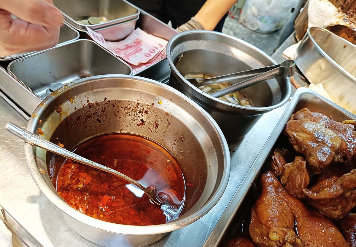 【永和美食】九記燒臘:近樂華夜市,永和保平路最強燒臘便當,大份量,必點招牌鴨腿、招牌四拼飯 - 第7張圖 九記燒臘