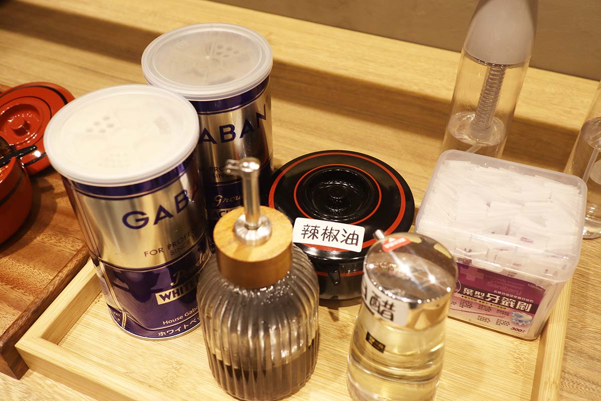 136海鮮麵復興店:激推「痛風超蝦海鮮麵」視覺震撼,清燉牛肉麵也是一絕 - 第8張圖 IMG