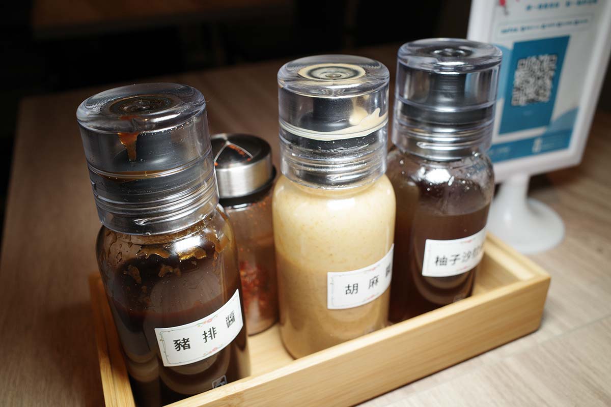 【永和美食】珍豬日式炸豬排:白飯、味噌湯、生菜無限續,酥嫩豬排、CP 值爆表! - 第8張圖 珍豬日式炸豬排