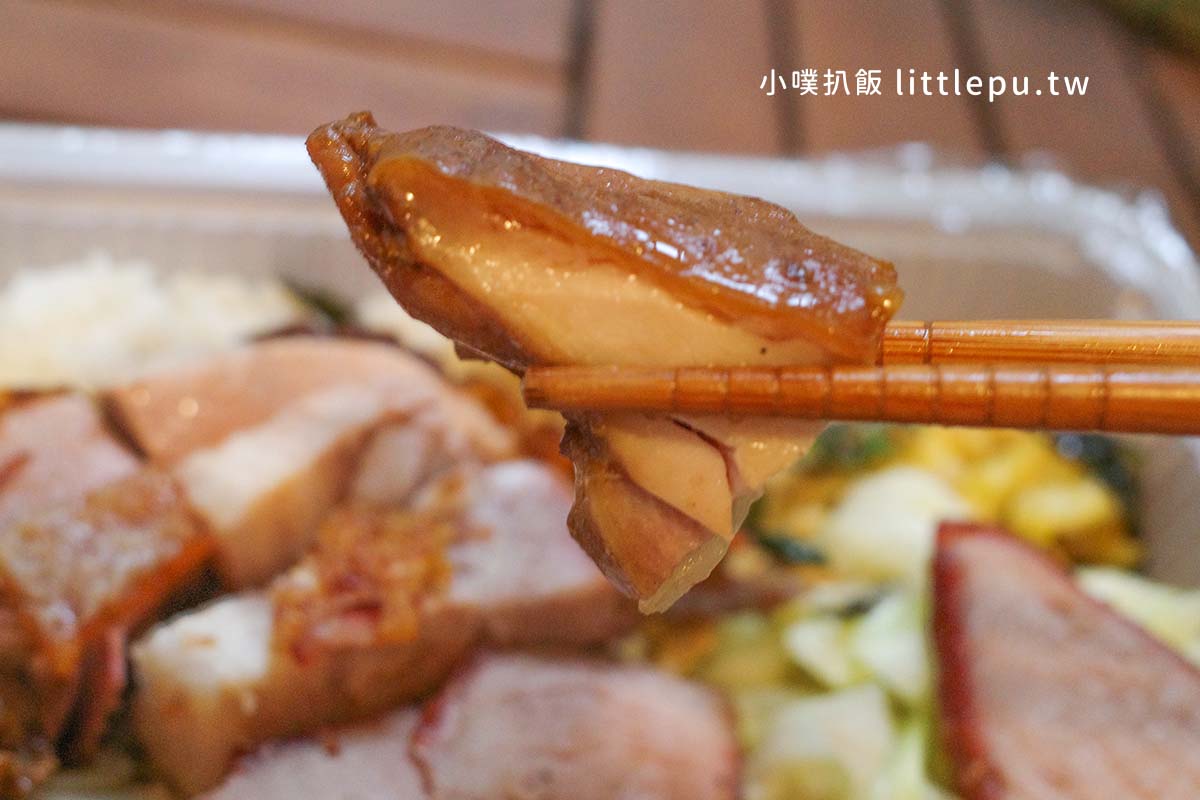 【永和美食】九記燒臘:近樂華夜市,永和保平路最強燒臘便當,大份量,必點招牌鴨腿、招牌四拼飯 - 第20張圖 九記燒臘-招牌四拼飯