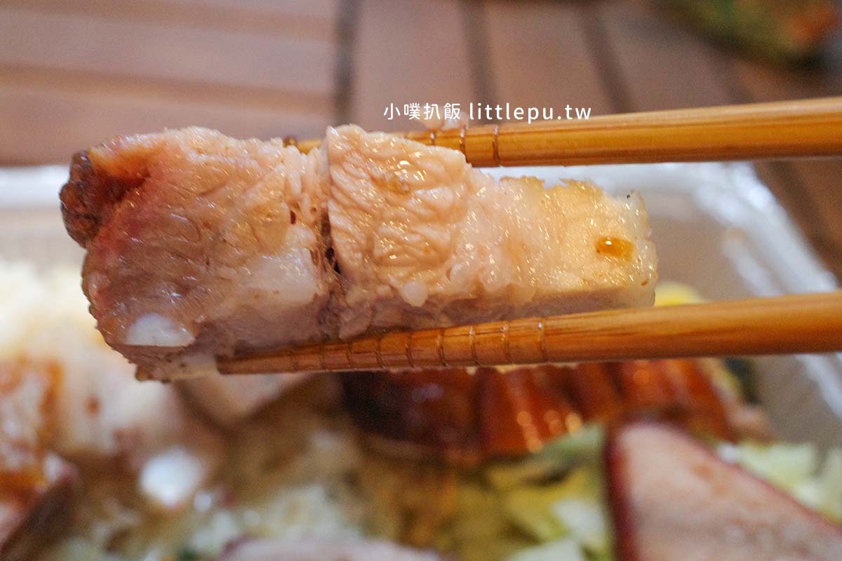 【永和美食】九記燒臘:近樂華夜市,永和保平路最強燒臘便當,大份量,必點招牌鴨腿、招牌四拼飯 - 第22張圖 九記燒臘-招牌四拼飯
