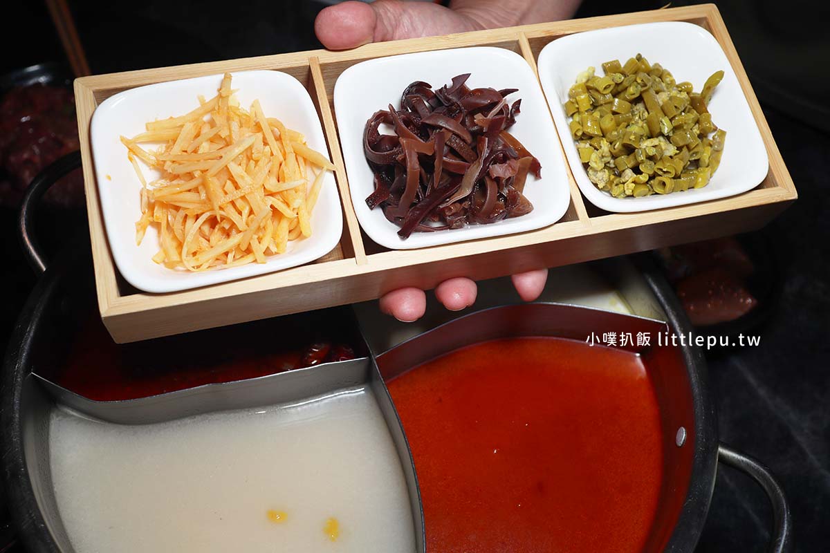 【桃園青埔美食】怎麻辣頂級鴛鴦鍋,近桃園高鐵站,慶生幾歲送幾隻蝦!孝敬長輩、家庭聚餐、生日慶祝 - 第13張圖 怎麻辣頂級鴛鴦鍋