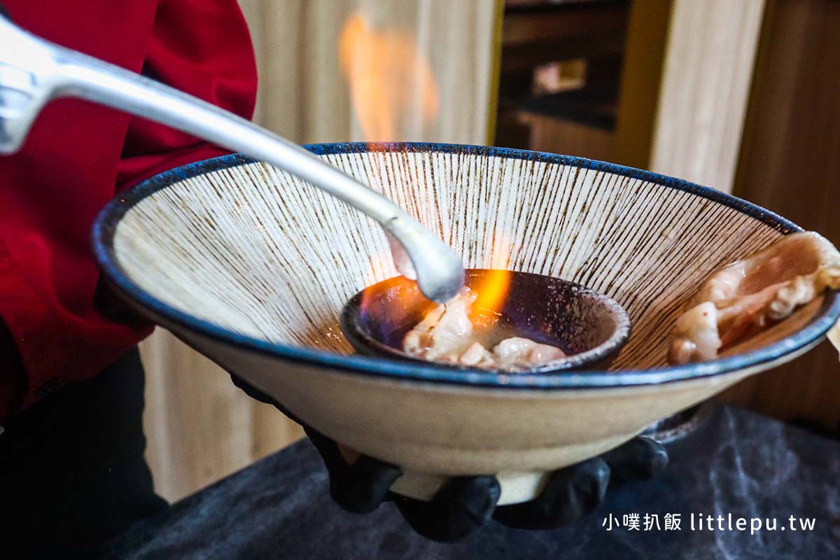 【桃園青埔美食】怎麻辣頂級鴛鴦鍋,近桃園高鐵站,慶生幾歲送幾隻蝦!孝敬長輩、家庭聚餐、生日慶祝 - 第18張圖 怎麻辣頂級鴛鴦鍋