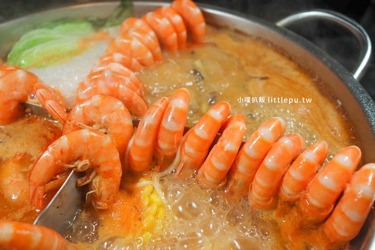 【桃園青埔美食】怎麻辣頂級鴛鴦鍋,近桃園高鐵站,慶生幾歲送幾隻蝦!孝敬長輩、家庭聚餐、生日慶祝 - 第25張圖 怎麻辣頂級鴛鴦鍋-生日蝦