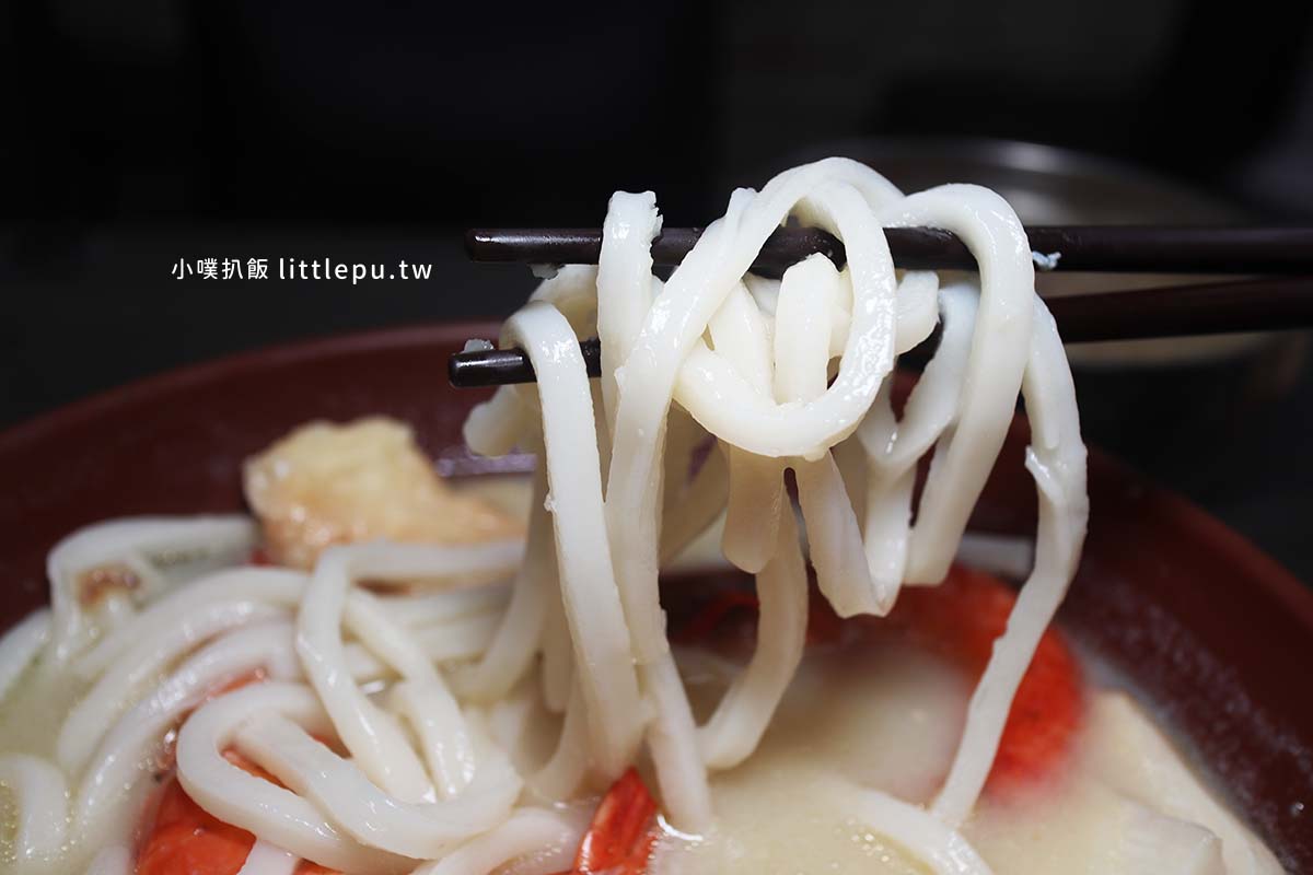 【大稻埕美食】北港仁生炒鴨肉羮:爆炒鑊氣香甜鴨肉羮、台南鍋燒意麵,永樂市場不平凡的古早味小吃! - 第23張圖 北港仁生炒鴨肉焿